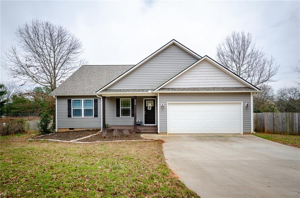 Property image 1 at 250 Hallmark Circle, Easley, SC 29640