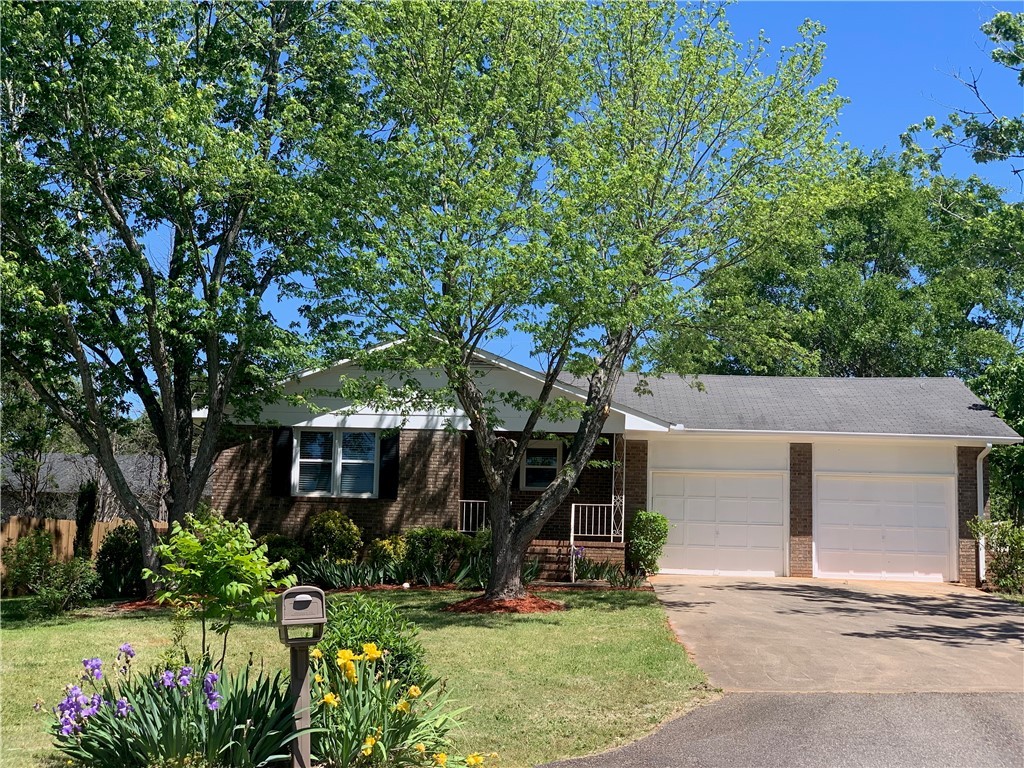 Property image 1 at 105 Wentworth Court, Anderson, SC 29625