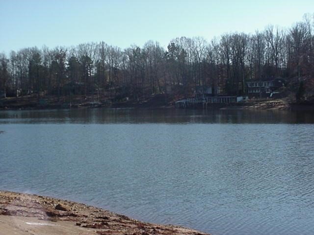 Property image 1 at 108 Waterside Drive, Iva, SC 29655