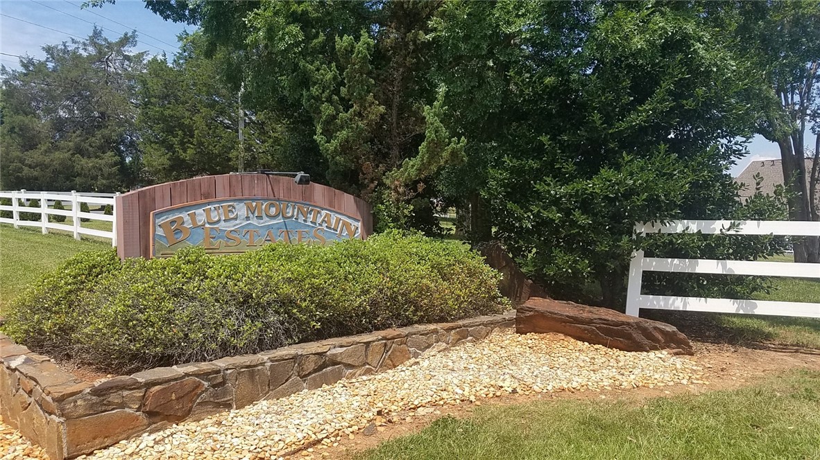 Property image 1 at Lot 20 Blue Mt. Estates Lariat Loop Drive, Seneca, SC 29672