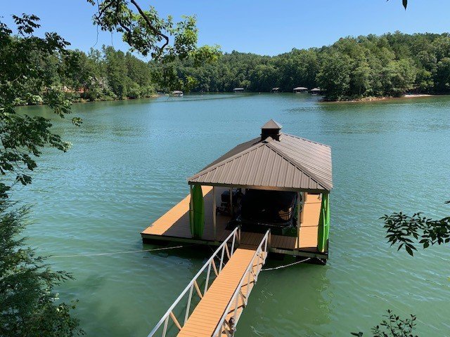 6 Little Keowee Boulevard