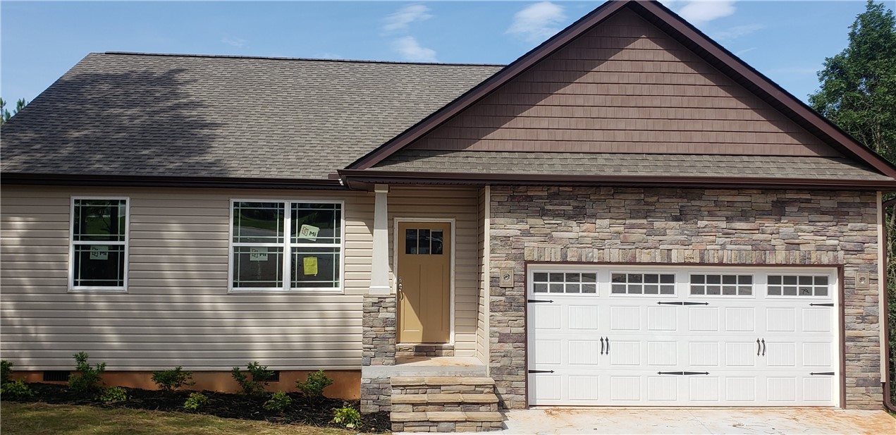 Property image 1 at 25 Vanessa Rae Lane, Pendleton, SC 29670