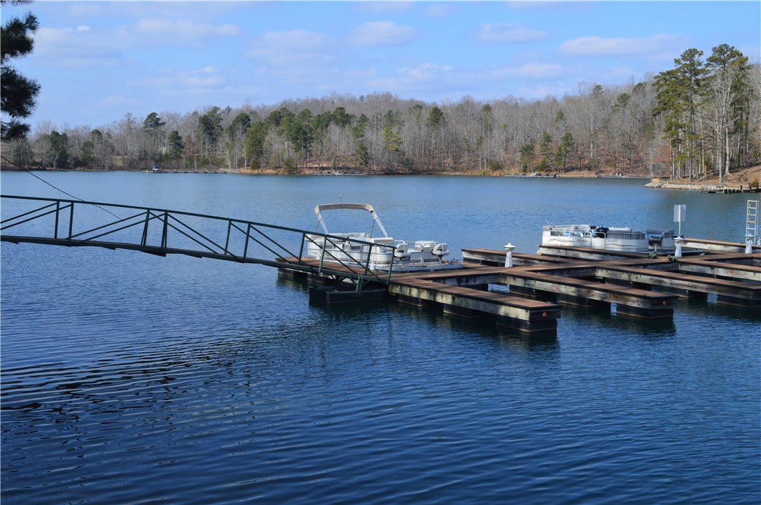 104 Cedar Bluff Court