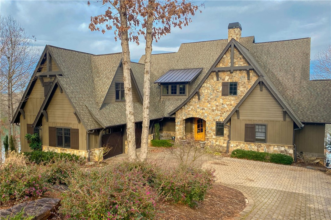 136 Cedar Bluff Court