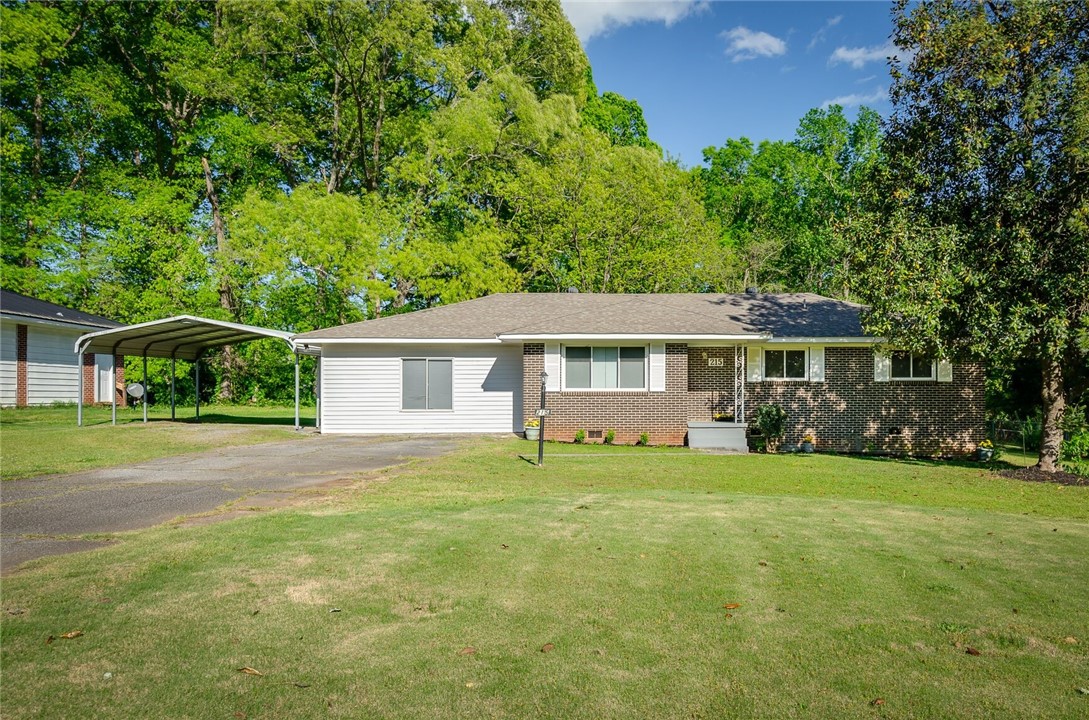 Property image 1 at 215 Brook Forest Drive, Anderson, SC 29621