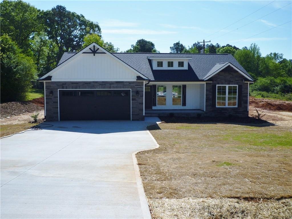 Property image 1 at 401 Nelson Drive, Anderson, SC 29621