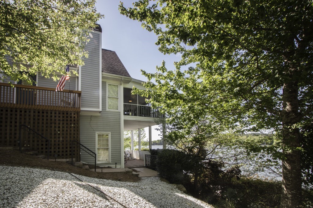 Property image 1 at 255 Jumping Branch Road, Tamassee, SC 29686