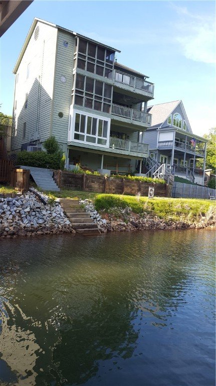 901 Loran Pointe Circle