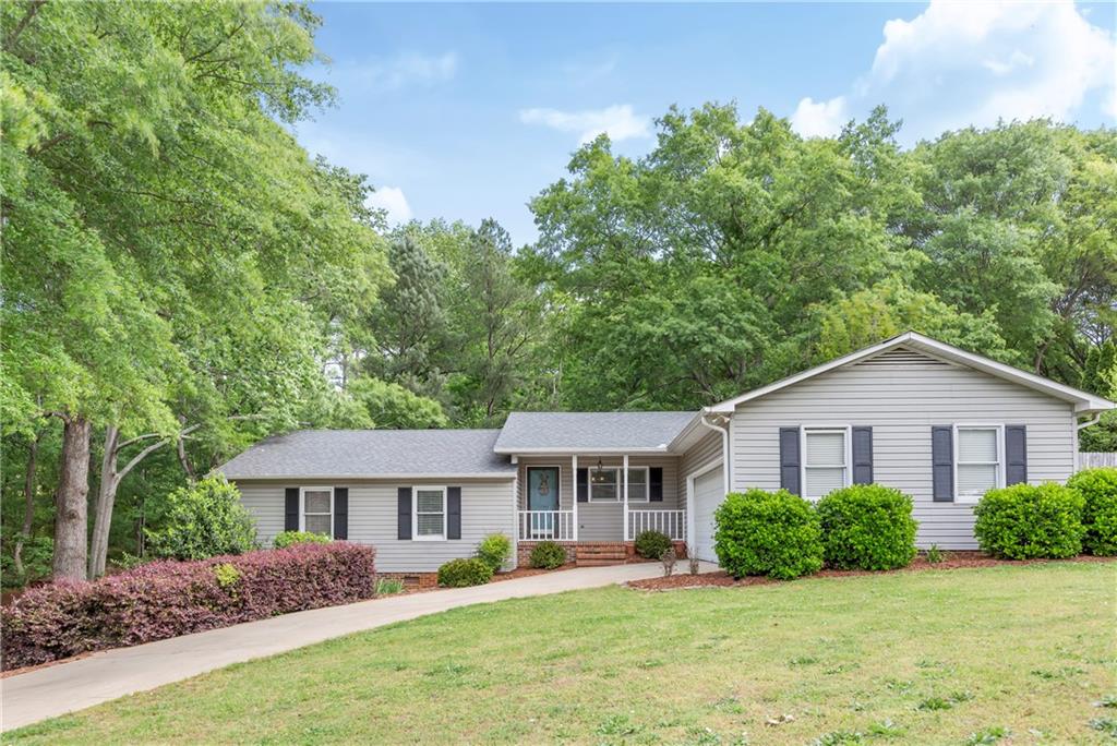 Property image 1 at 404 Kingston Way, Anderson, SC 29625