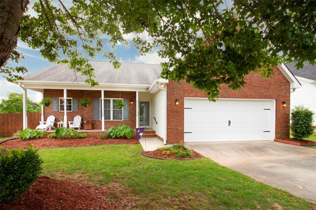 Property image 1 at 126 Elliott Circle, Anderson, SC 29621