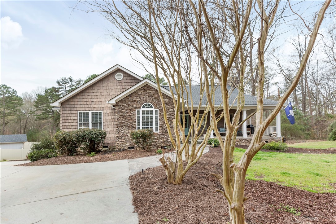 Property image 1 at 1039 Kings Road, Anderson, SC 29621
