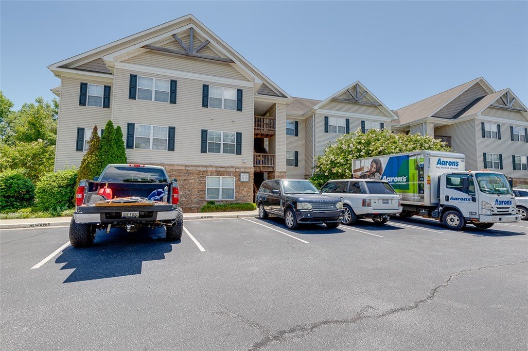 Property image 1 at 135 Lookover Drive, Anderson, SC 29621