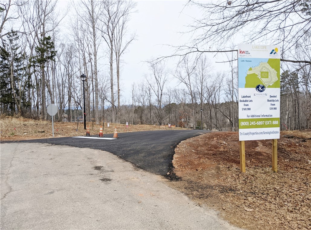 Property image 1 at Lot 13 Kensington Circle, Seneca, SC 29672