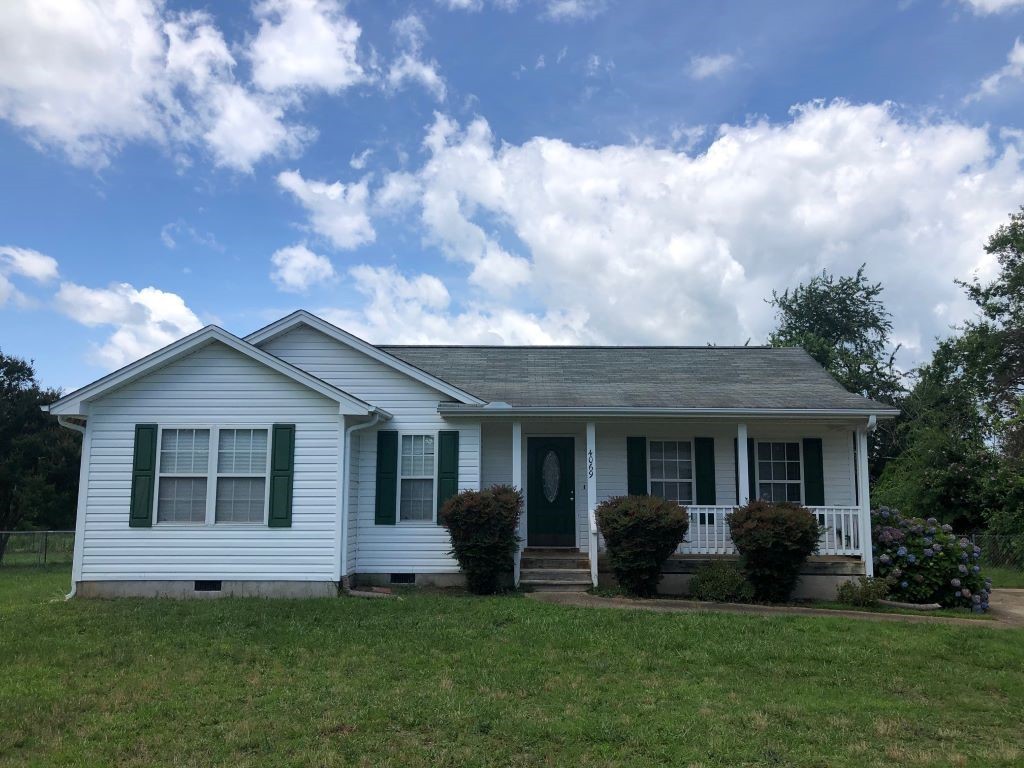 Property image 1 at 4069 Brookfield Drive, Seneca, SC 29678