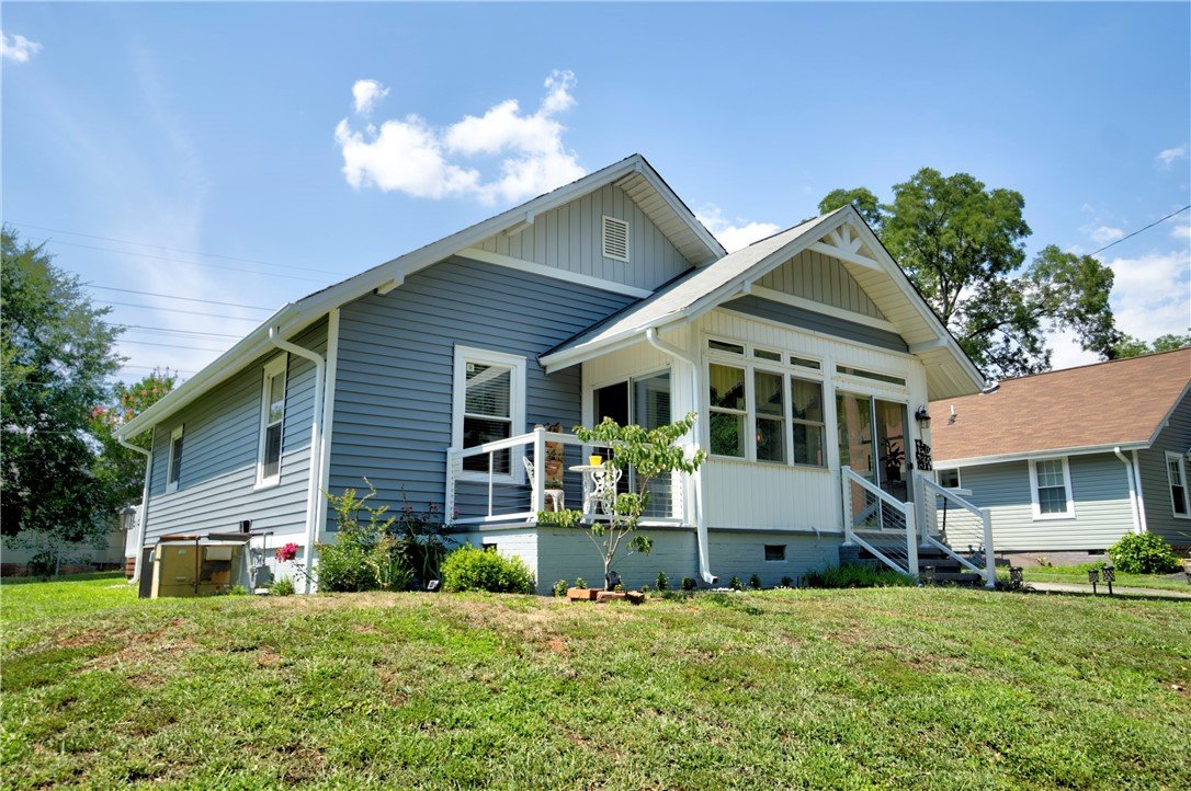 Property image 1 at 13 Hedgepath Street, Liberty, SC 29657