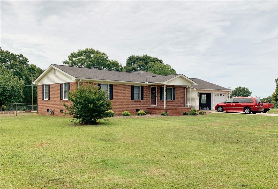 Property image 1 at 104 Carson Drive, Starr, SC 29684