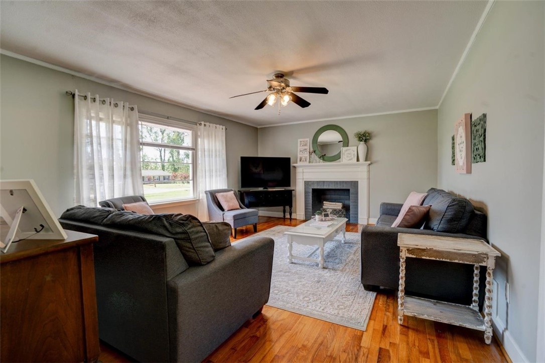 Property image 1 at 708 Adams Street, Seneca, SC 29678