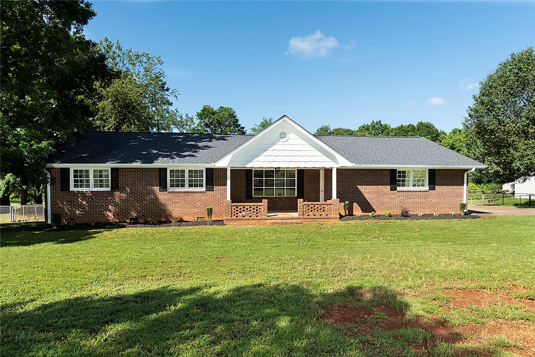 Property image 1 at 113 Princess Avenue, Anderson, SC 29621