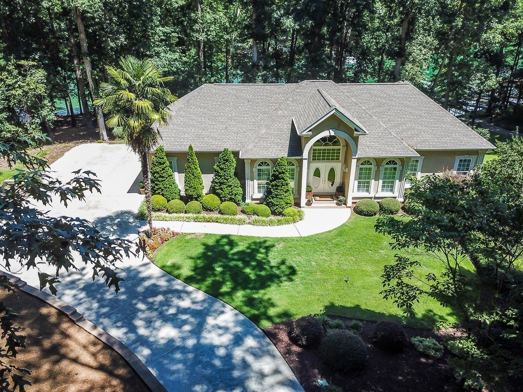 Property image 1 at 122 Pinnacle Pointe Drive, Seneca, SC 29672