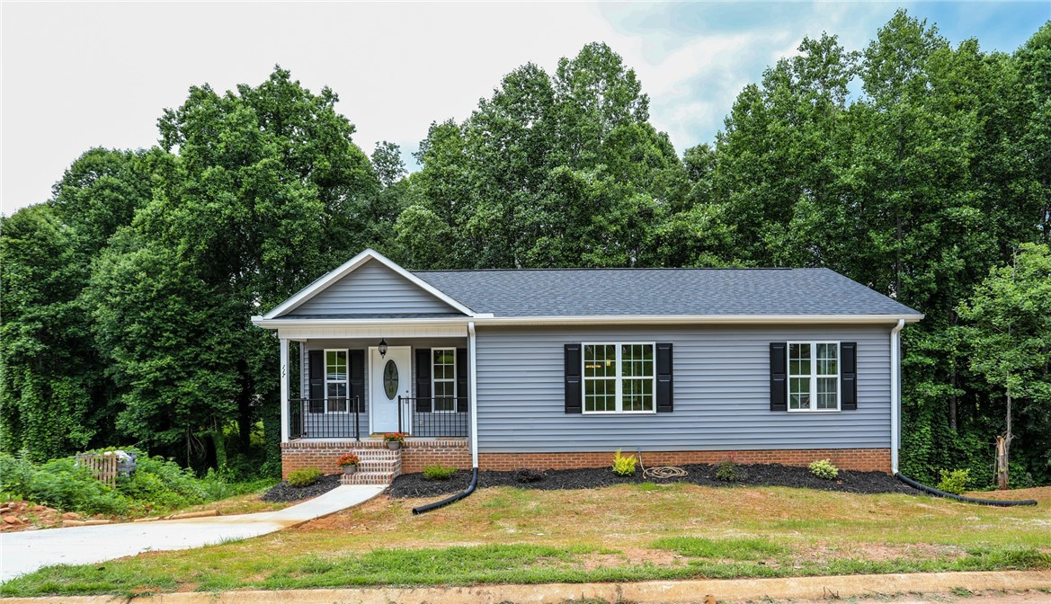 Property image 1 at 117 Nicholas Court, Easley, SC 29640