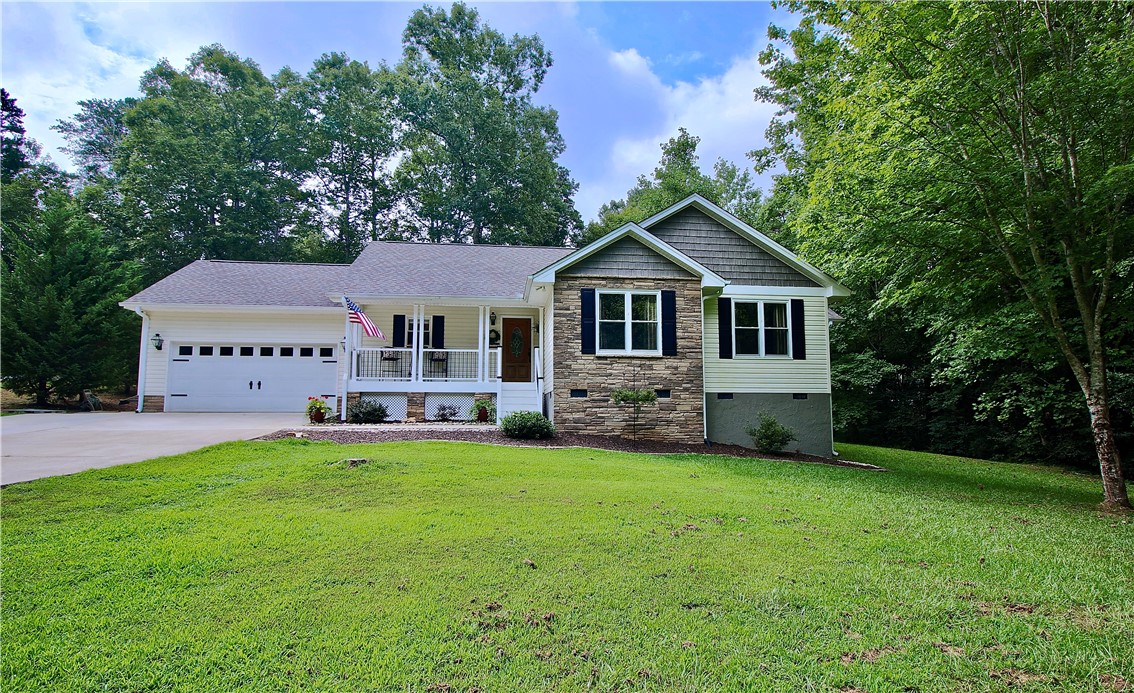 Property image 1 at 1103 Jody Drive, Seneca, SC 29678