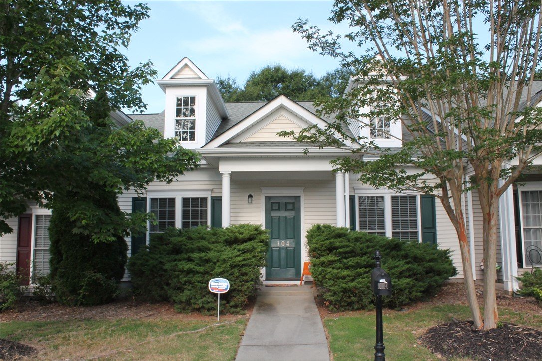 Property image 1 at 104 Heritage Place Drive, Pendleton, SC 29670