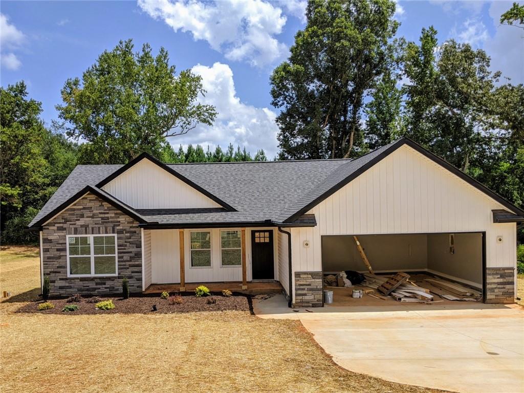 Property image 1 at 421 Nelson Drive, Anderson, SC 29621