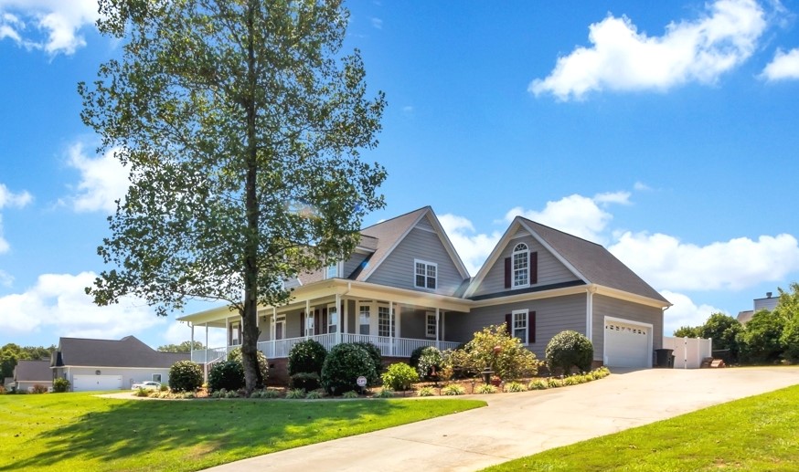 Property image 1 at 202 Edens Ridge Drive, Six Mile, SC 29682