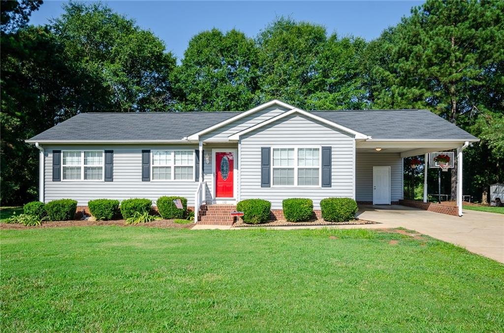 Property image 1 at 110 Cloverdale Drive, Anderson, SC 29626