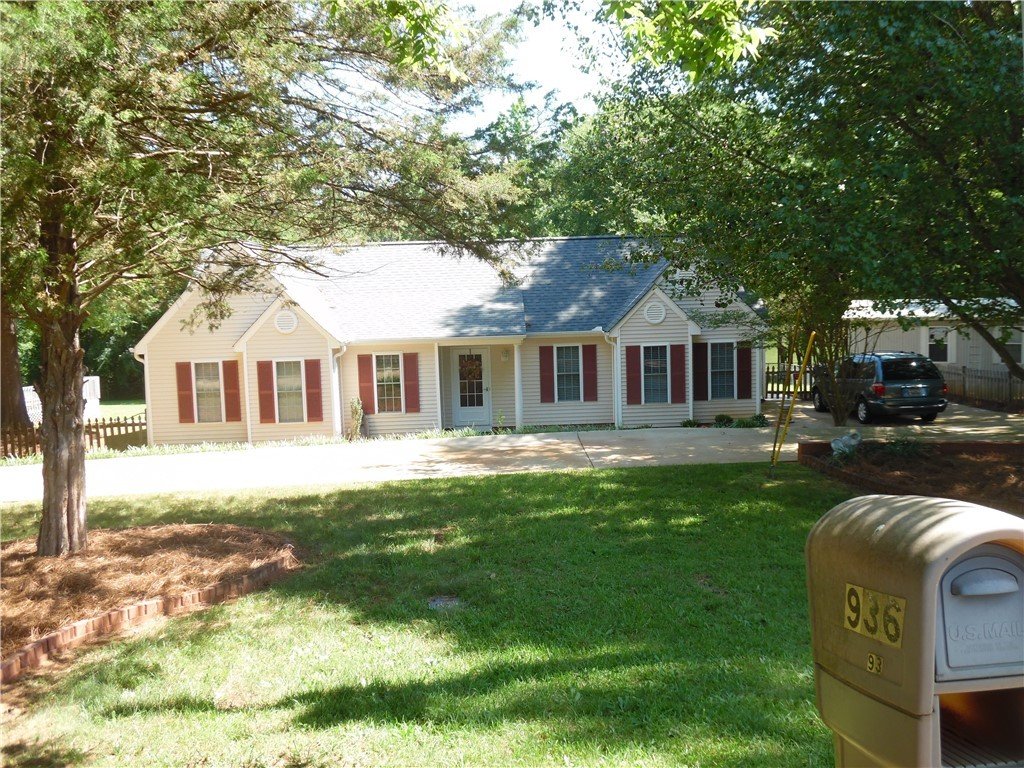 Property image 1 at 936 Dogwood Lane Lane, Townville, SC 29689