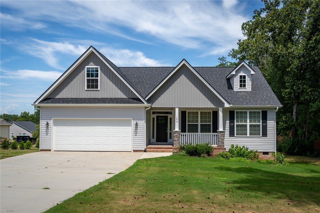 Property image 1 at 104 Woods Way, Anderson, SC 29625