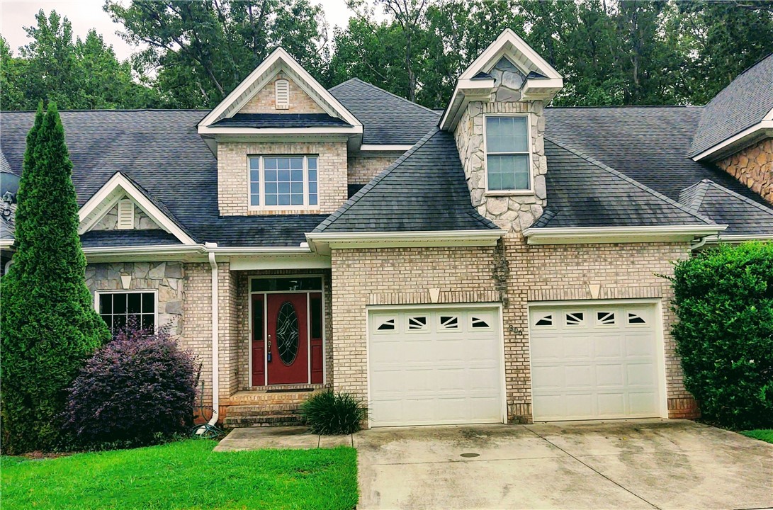 Property image 1 at 306 Breakwater Lane, Seneca, SC 29678