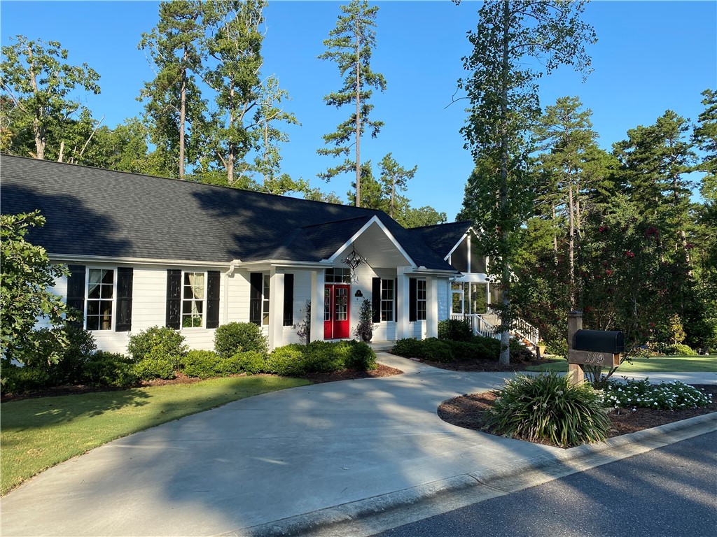 Property image 1 at 119 Shelter Cove Drive, Seneca, SC 29672