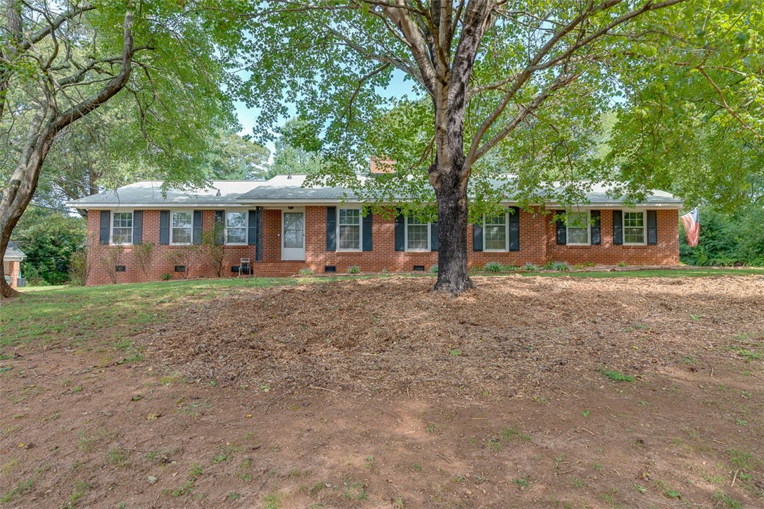 Property image 1 at 406 Greenbriar Lane, Anderson, SC 29625