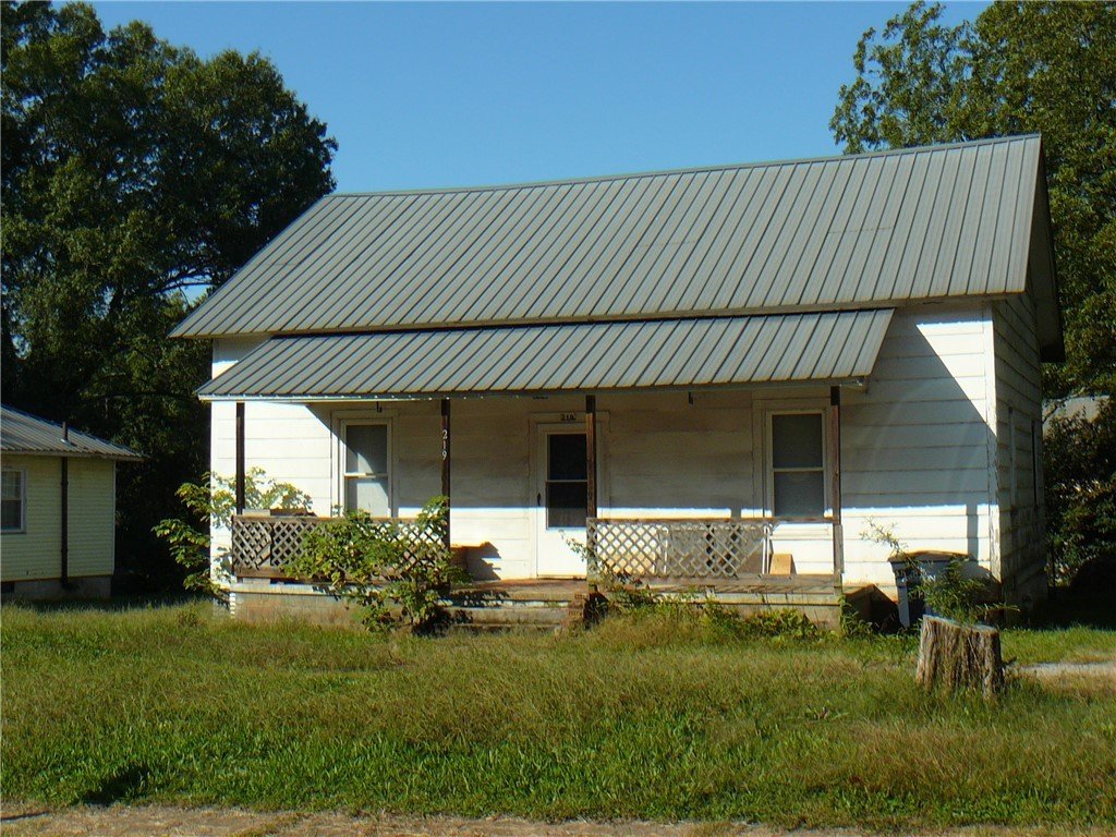 Property image 1 at 219 I Street, Anderson, SC 29625