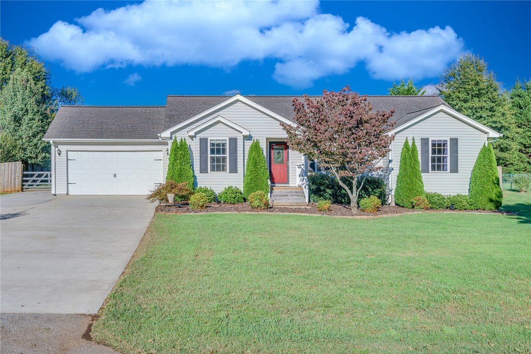 Property image 1 at 436 Chetola Road, Seneca, SC 29672