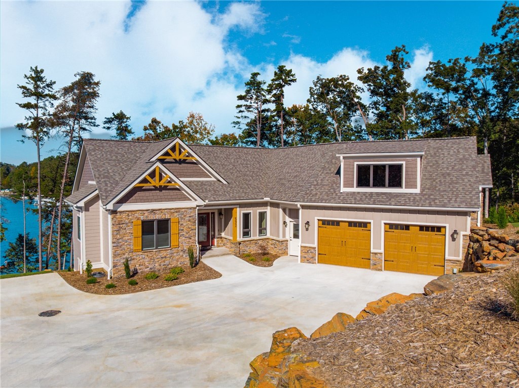 Property image 1 at 532 Marina Bay Drive, Seneca, SC 29672