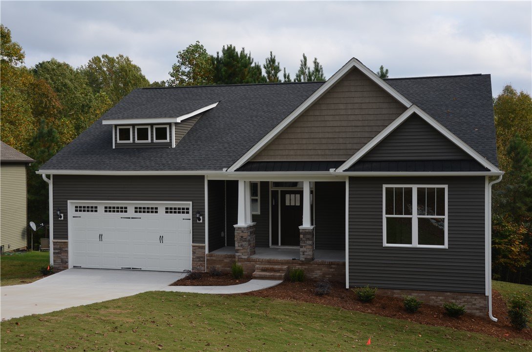 Property image 1 at 711 Barnes Road, Seneca, SC 29672