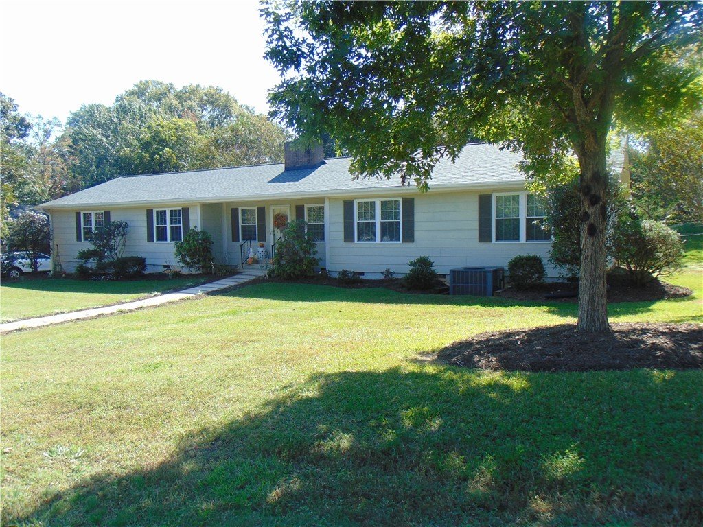 Property image 1 at 15 DUKE Street, Pendleton, SC 29670