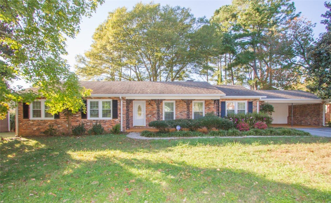 Property image 1 at 1427 Hilltop Drive, Anderson, SC 29621