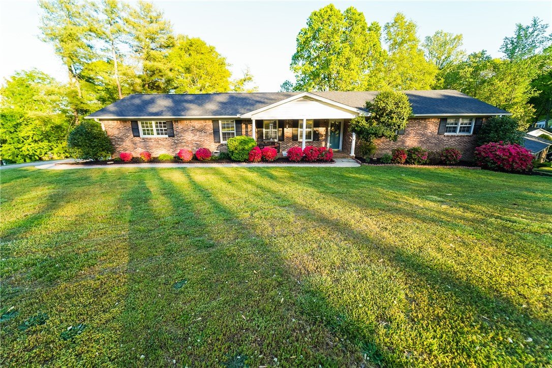 Property image 1 at 603 Confederate Circle, Taylors, SC 29687