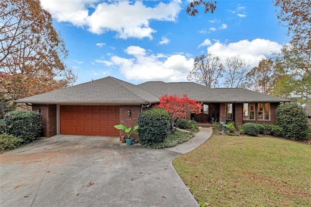 Property image 1 at 223 Wynmere Way, Seneca, SC 29672