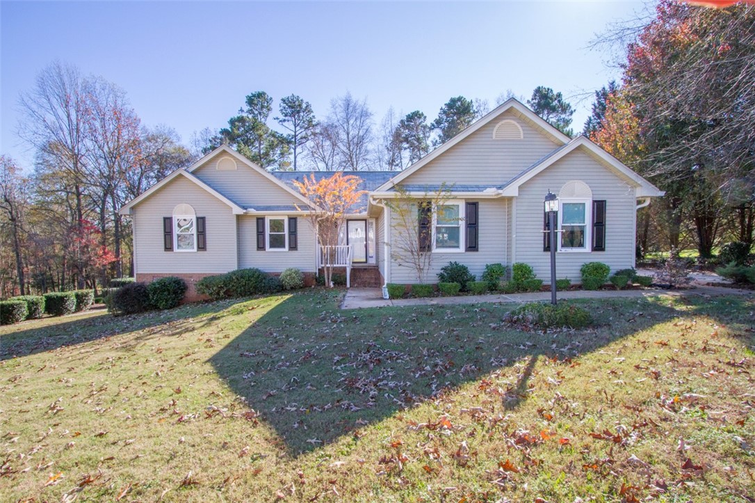 704 Sunny Shore Lane