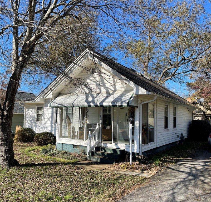 Property image 1 at 7 Alexander Street, Liberty, SC 29657