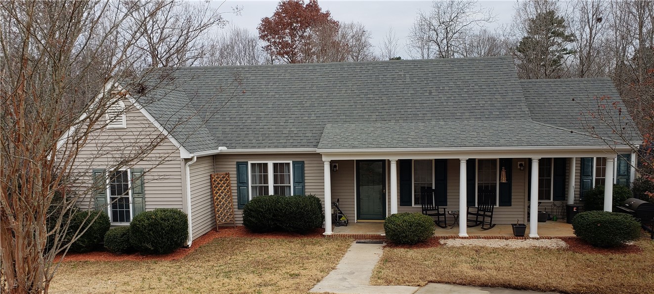 Property image 1 at 636 Revolutionary Drive, West Union, SC 29696