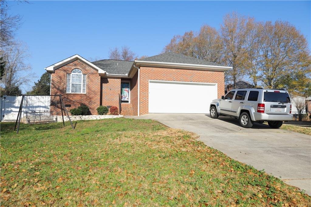 Property image 1 at 106 Woodbridge Court, Anderson, SC 29621