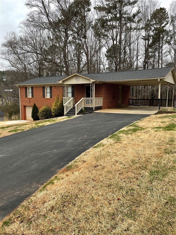 Property image 1 at 982 Avondale Drive, Seneca, SC 29672