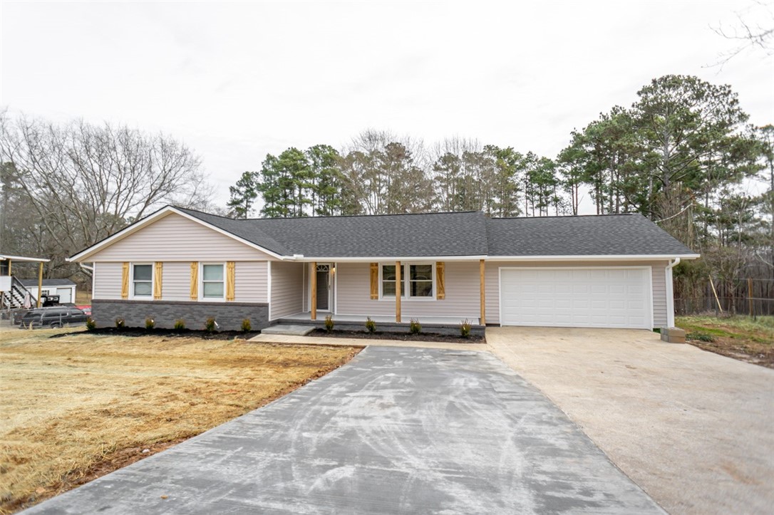 Property image 1 at 1821 Old Pendleton Road, Easley, SC 29642
