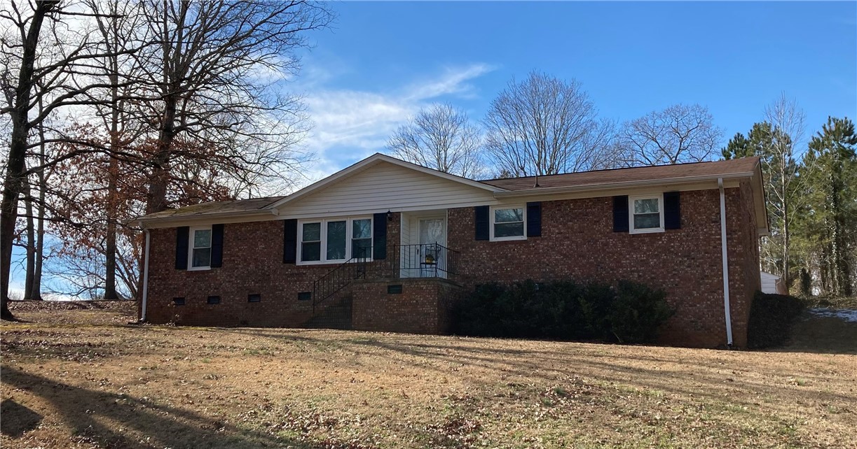 Property image 1 at 131 Brookwood Drive, Seneca, SC 29678