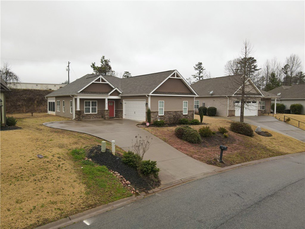 Property image 1 at 125 Shadowood Court, Seneca, SC 29678